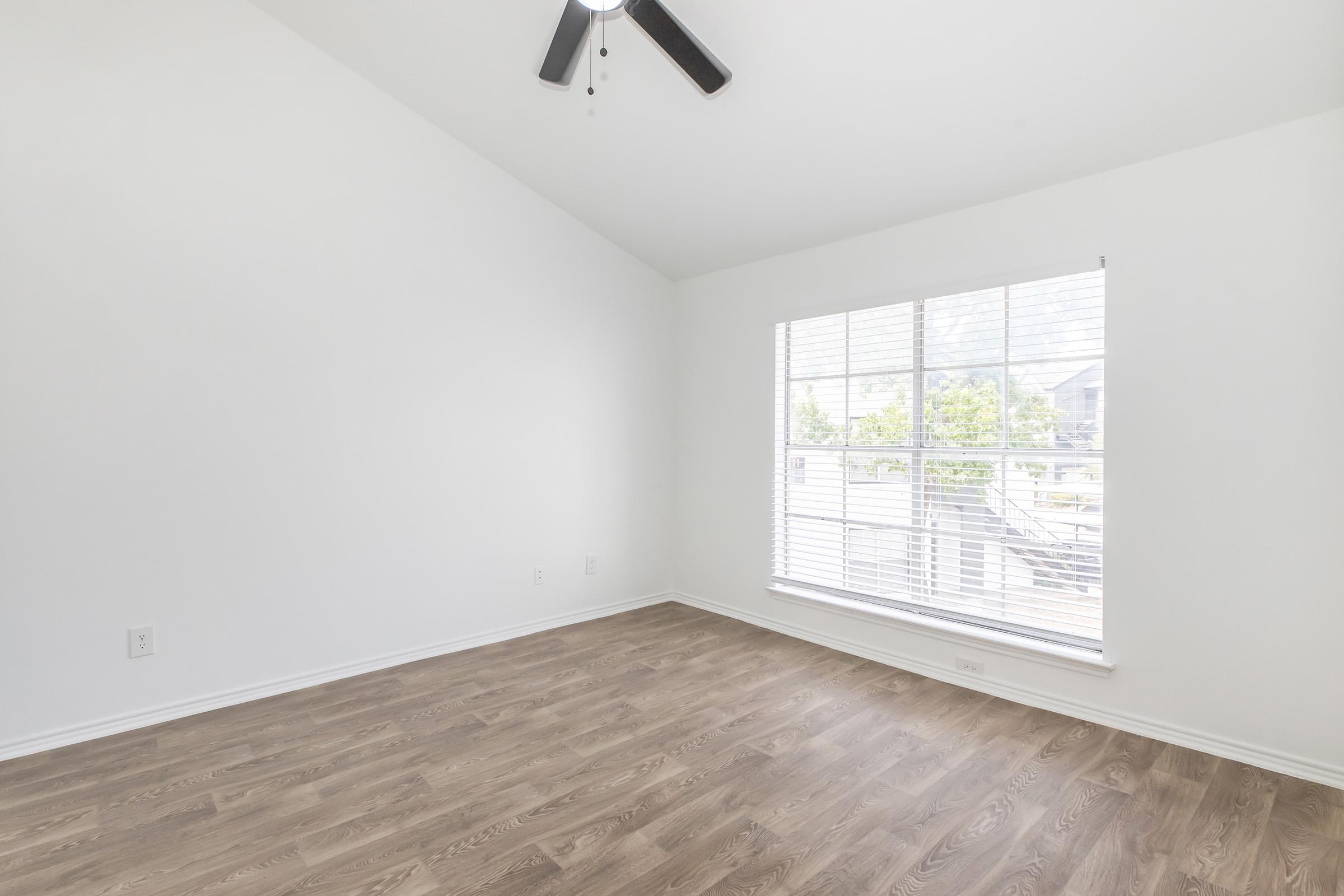 Winston apartment bedroom with ceiling fan