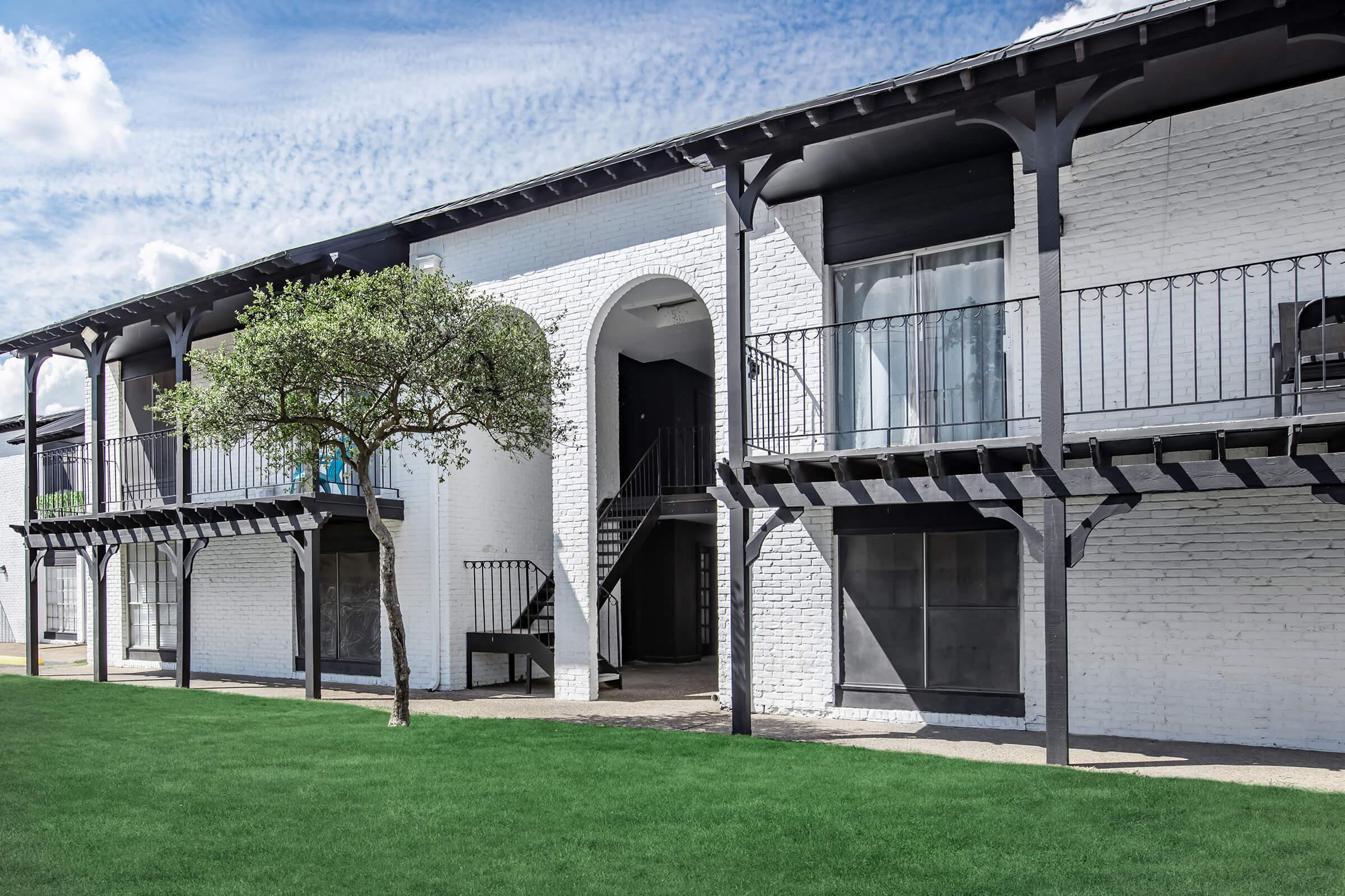 Maravilla Apartments property